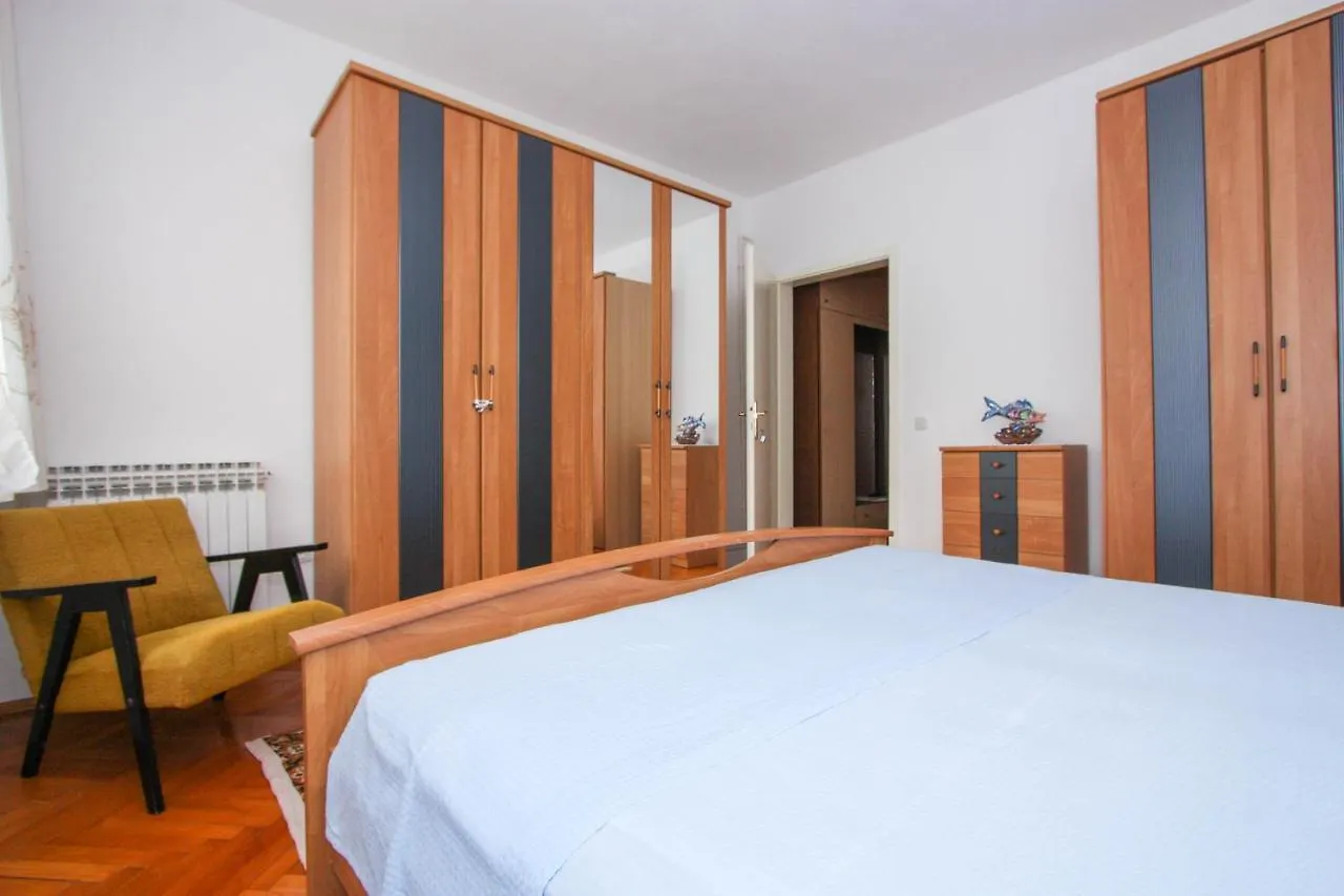 Apartman Zana Trogir 0*,